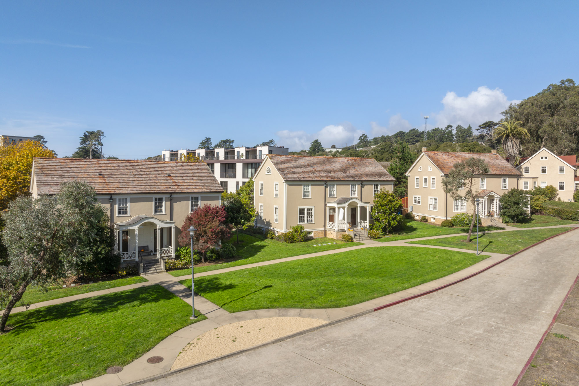 Wyman Avenue, Presidio